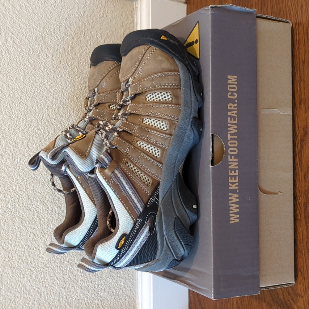 KEEN Steel Toe work shoe